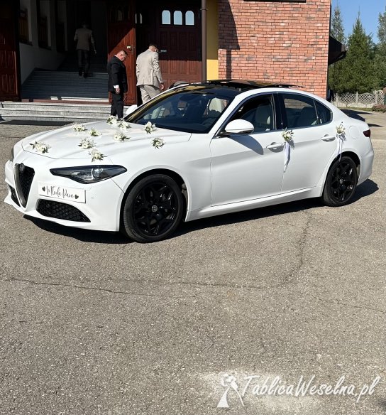 Alfa Romeo Giulia z kierowcą