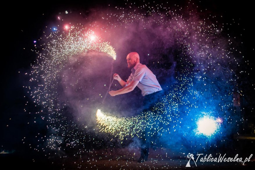 Fireshow Labareda - taniec z ogniem, lightshow